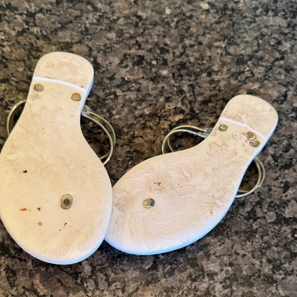 Prima White and Gold jelly Sandals with Floral Accent EUC 10 - Picture 8 of 11